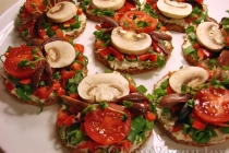 Mini Pizza (raw vegan)